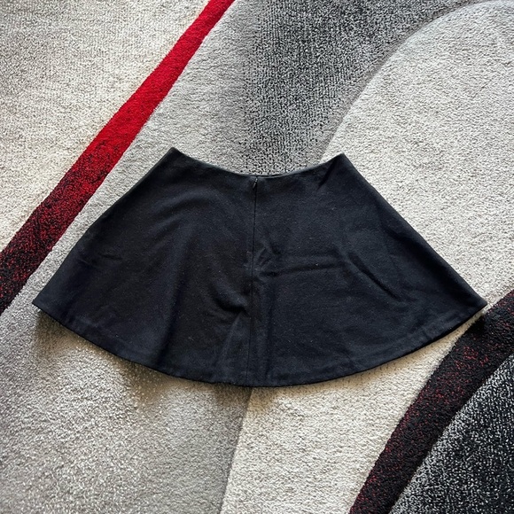 Saturday Kate Spade Black Wool Circle Mini Skirt - Picture 3 of 4